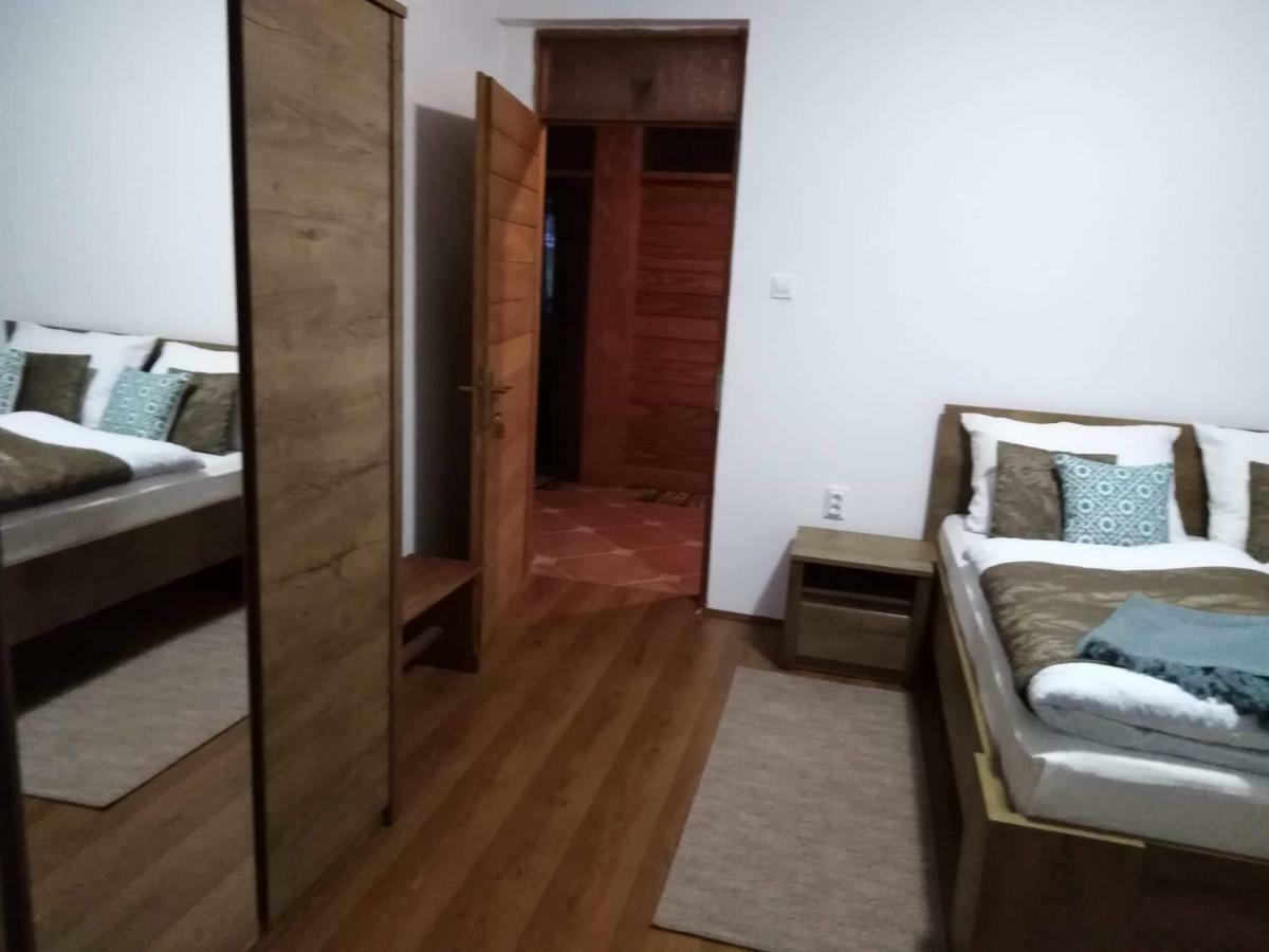 Guest House Sumski Dvor Vrhovine Екстер'єр фото